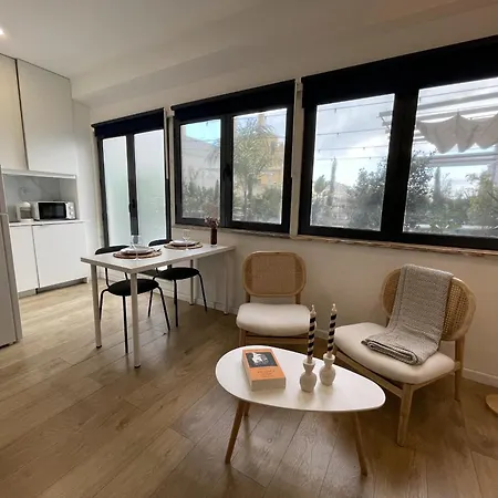 Sip & Savor On The Terrace - By Misha's Place 1c * Lisboa