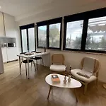 Sip & Savor On The Terrace - By Misha's Place 1c * Lissabon