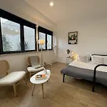 Sip & Savor On The Terrace - By Misha's Place 1c Appartement