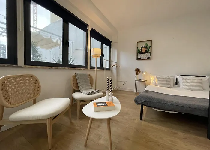 Sip & Savor On The Terrace - By Misha's Place 1c * Lisboa