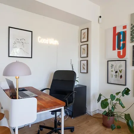 Sip & Savor On The Terrace - By Misha's Place 1c Apartment